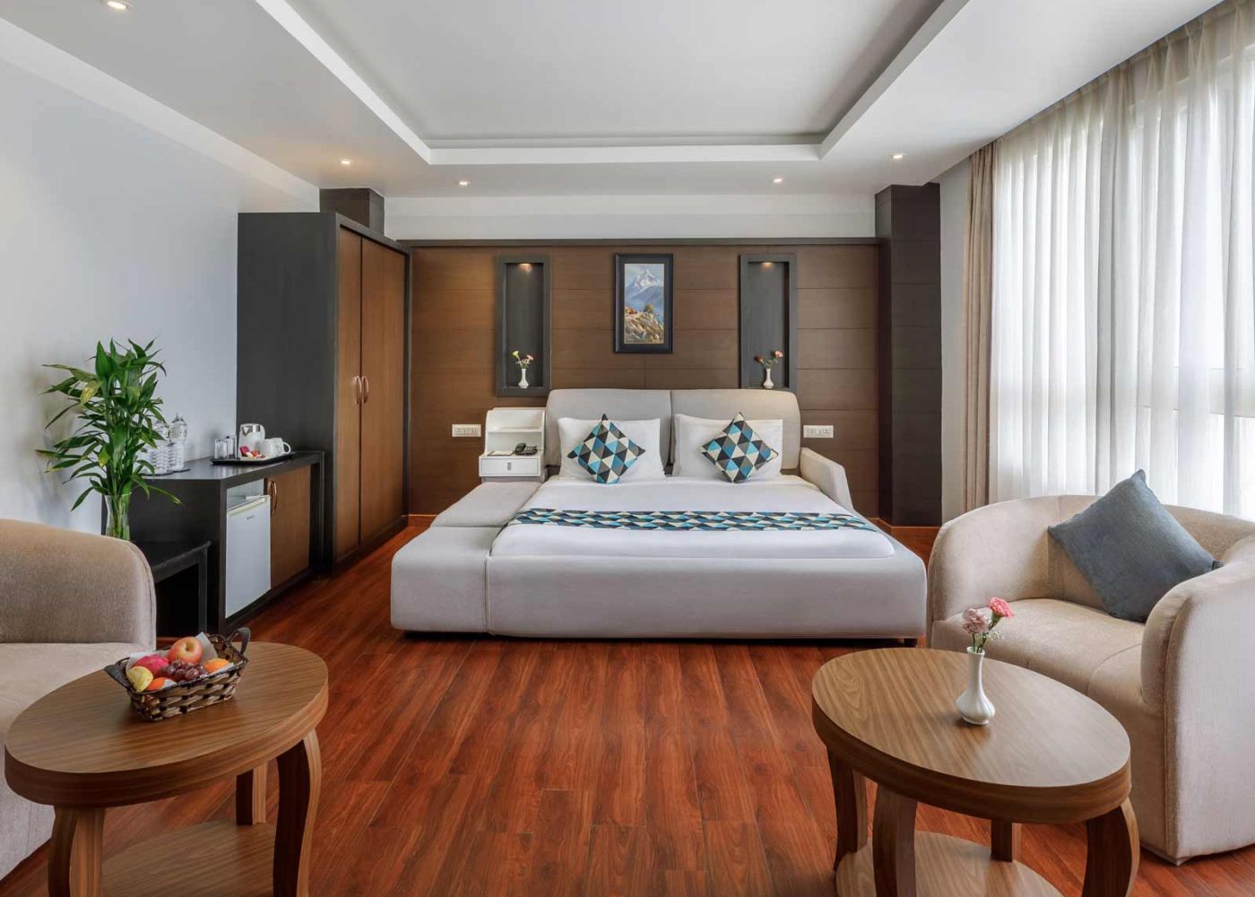 Jr. Suite Room